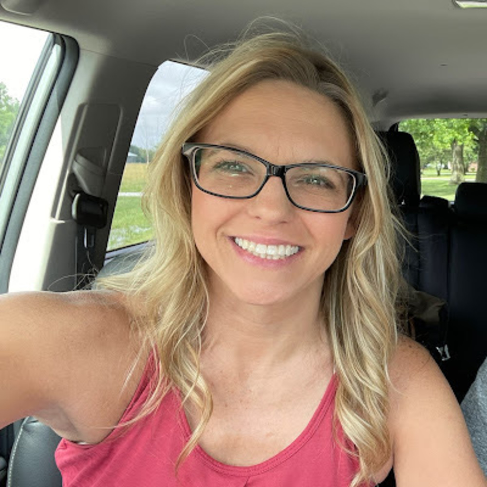 Meet your Posher, Stacy